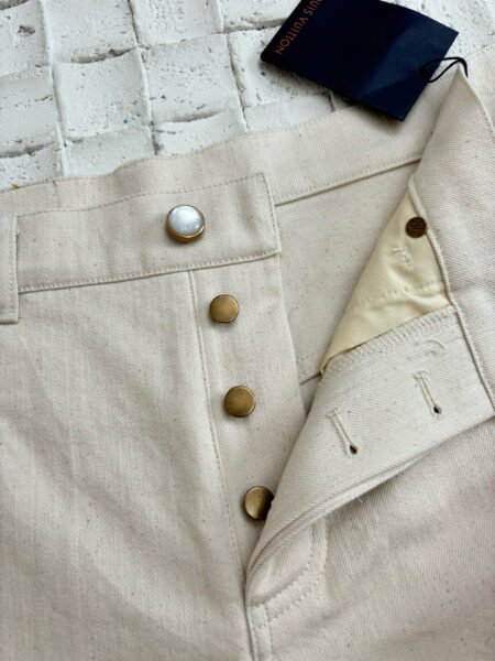 LOUIS VUITTON PANTALONCINO CREMA - Image 5