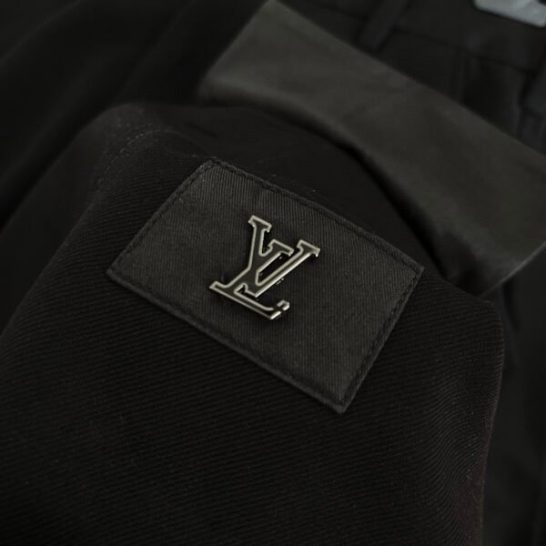 LOUIS VUITTON PANTALONCINO NERO - Image 7