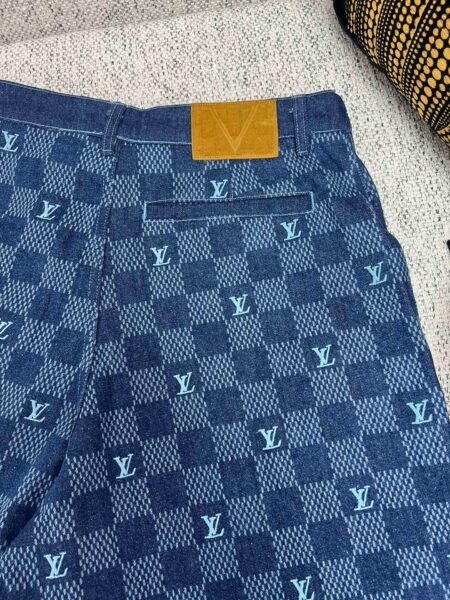 LOUIS VUITTON PANTALONCINO COLOR JEANS - Image 3