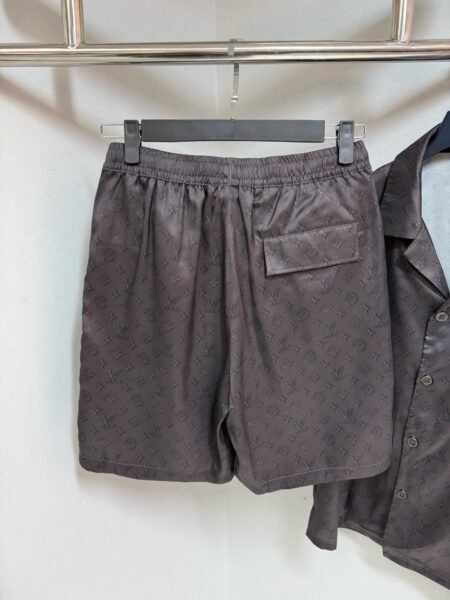 LOUIS VUITTON PANTALONCINO NERO - Image 2