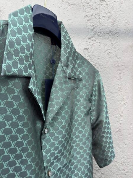 LOUIS VUITTON CAMICIA VERDE - Image 10