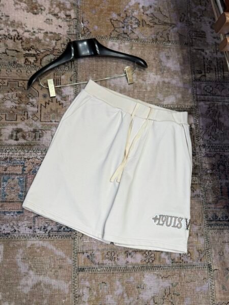 LOUIS VUITTON PANTALONCINO CREMA - Image 8