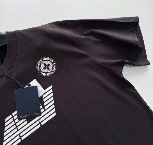LOUIS VUITTON T SHIRT NERA - Image 8