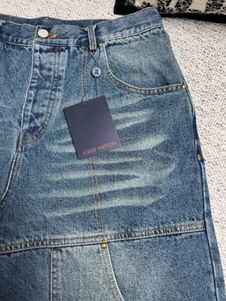 LOUIS VUITTON PANTALONCINO COLOR JEANS - Image 7