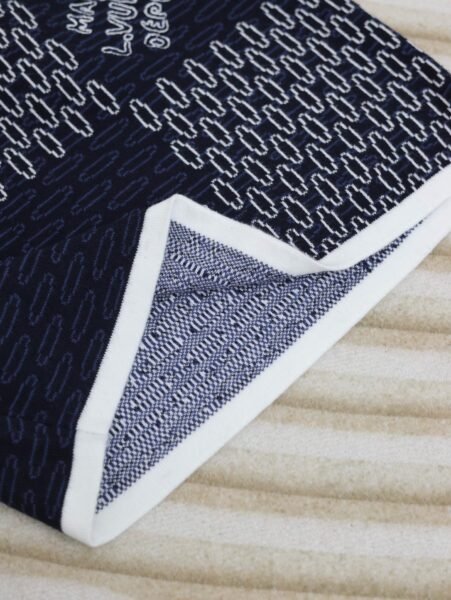 LOUIS VUITTON PANTALONCINO BLU - Image 9