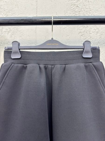 LOUIS VUITTON PANTALONCINO NERO - Image 8