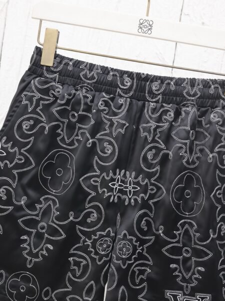 LOUIS VUITTON PANTALONCINO NERO - Image 8