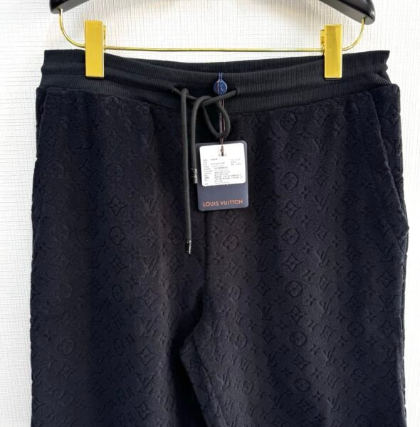 LOUIS VUITTON PANTALONCINO NERO - Image 12
