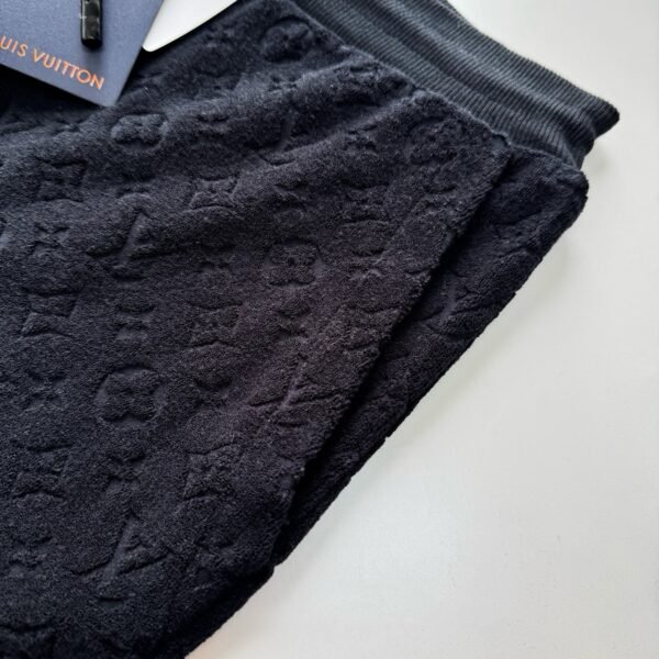 LOUIS VUITTON PANTALONCINO NERO - Image 13