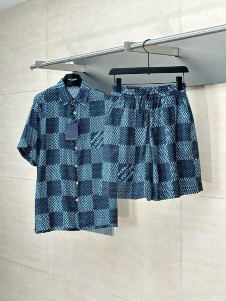LOUIS VUITTON PANTALONCINO BLU - Image 10