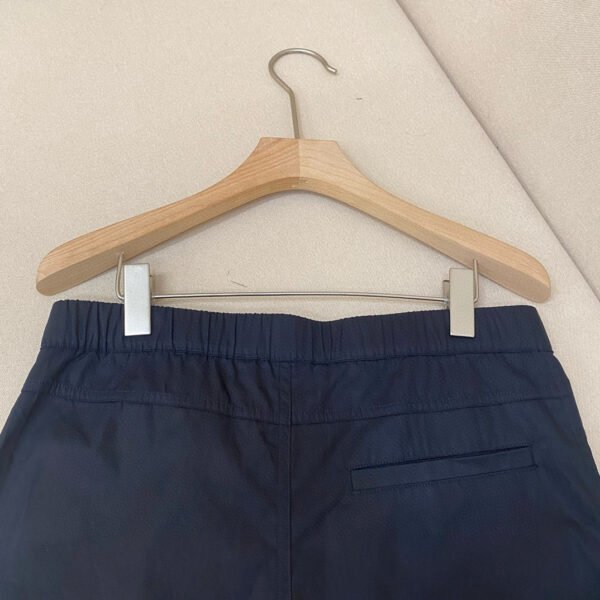 LOUIS VUITTON PANTALONCINO COLOR BLU - Image 12