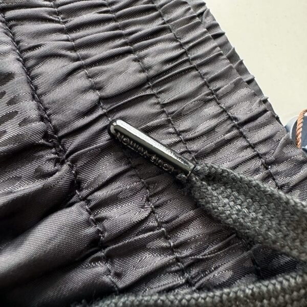 LOUIS VUITTON PANTALONCINO NERO - Image 11