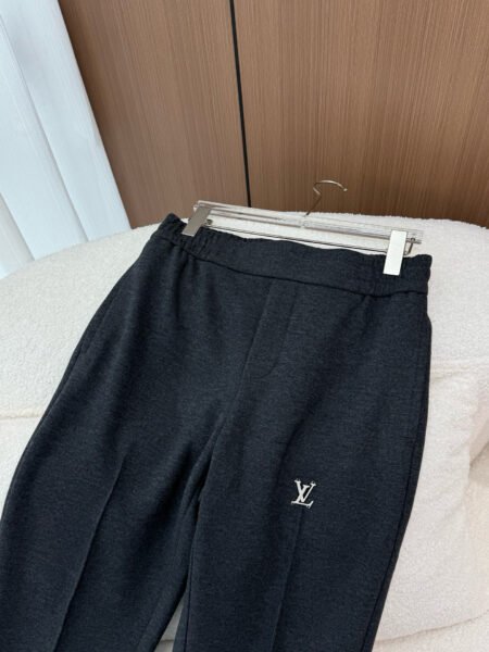 LOUIS VUITTON PANTALONE - Image 2