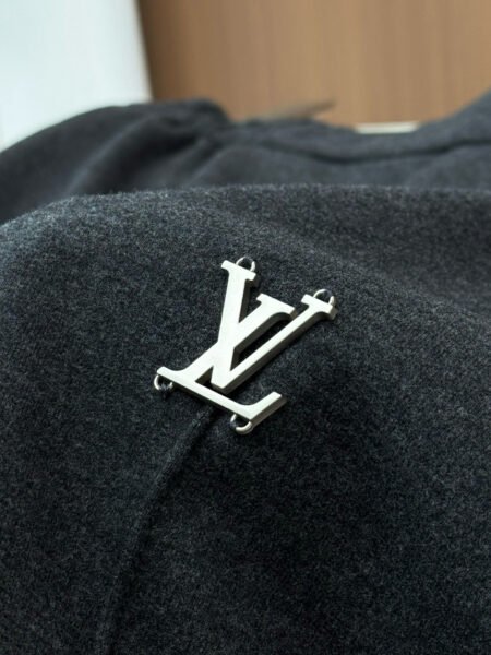 LOUIS VUITTON PANTALONE - Image 3