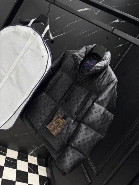 LOUIS VUITTON GIACCA - Image 3