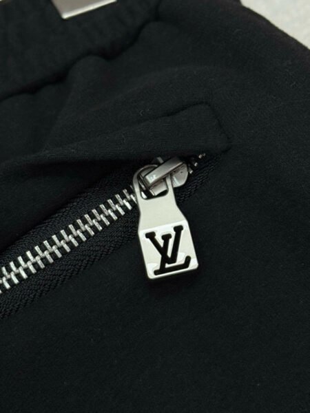LOUIS VUITTON PANTALONE - Image 3
