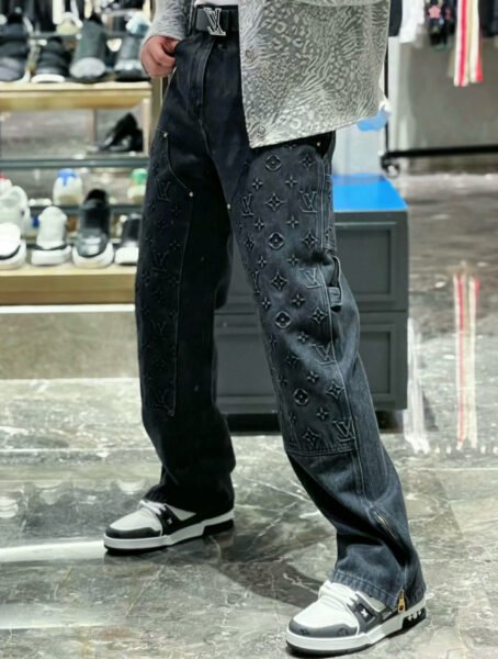 LOUIS VUITTON PANTALONE - Image 9