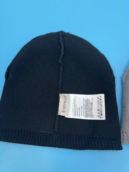 MONCLER CAPPELLO - Image 2