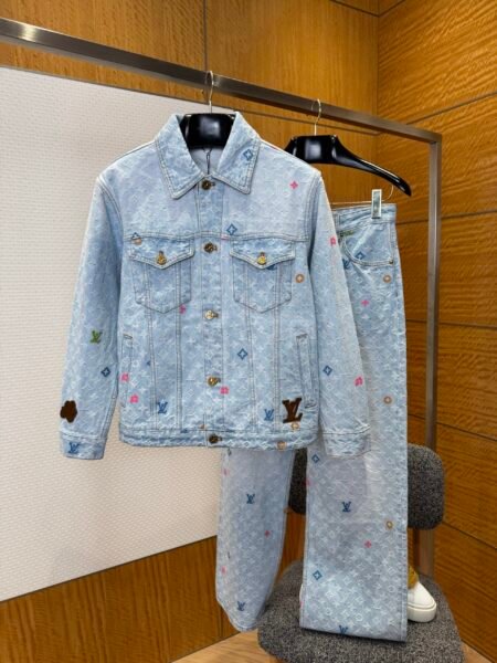 LOUIS VUITTON PANTALONE - Image 2