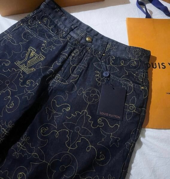 LOUIS VUITTON PANTALONE - Image 9