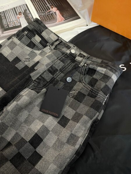 LOUIS VUITTON PANTALONE - Image 3