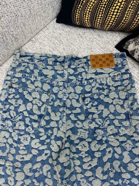 LOUIS VUITTON PANTALONE - Image 3