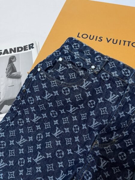 LOUIS VUITTON PANTALONE - Image 6