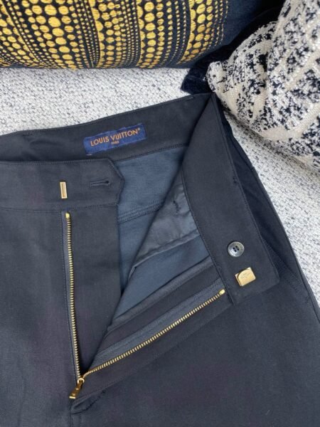 LOUIS VUITTON PANTALONE - Image 6