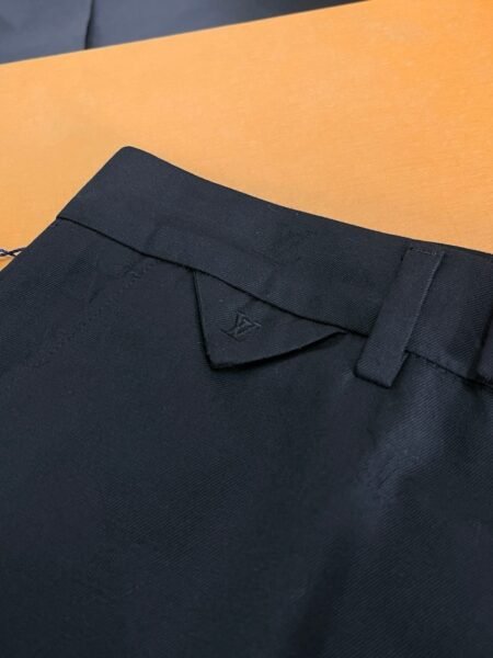 LOUIS VUITTON PANTALONE - Image 8