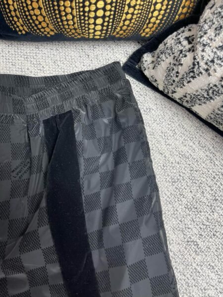 LOUIS VUITTON PANTALONE - Image 8