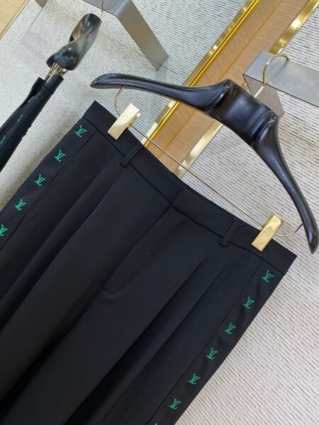 LOUIS VUITTON PANTALONE - Image 2