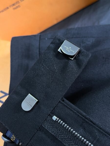 LOUIS VUITTON PANTALONE - Image 9