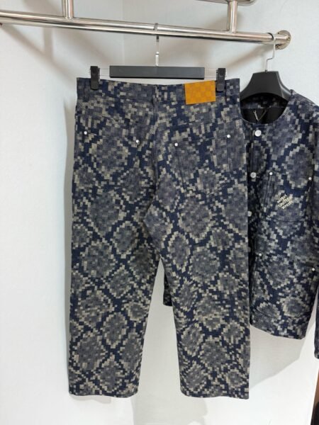 LOUIS VUITTON PANTALONE - Image 3