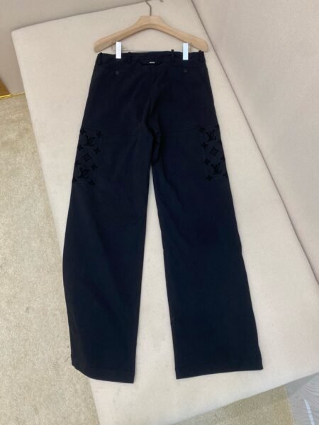 LOUIS VUITTON PANTALONE - Image 2