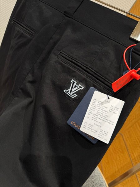 LOUIS VUITTON PANTALONE - Image 8