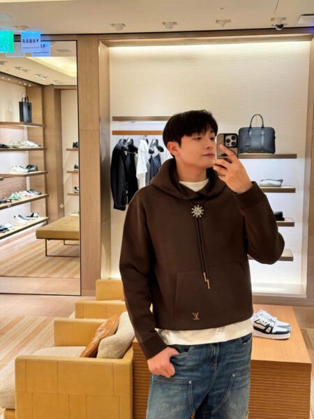 LOUIS VUITTON FELPA - Image 11