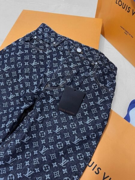 LOUIS VUITTON PANTALONE - Image 4