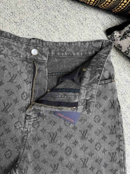 LOUIS VUITTON PANTALONE - Image 5