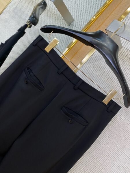 LOUIS VUITTON PANTALONE - Image 3
