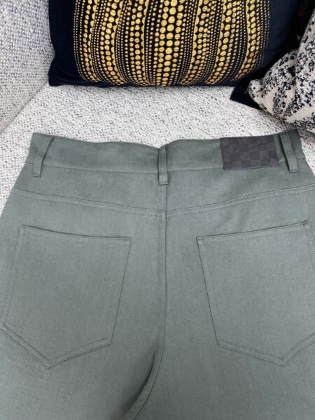 LOUIS VUITTON PANTALONE - Image 2