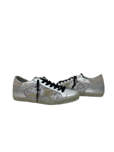 GOLDEN GOOSE SUPER STAR