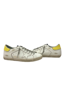 GOLDEN GOOSE SUPER STAR