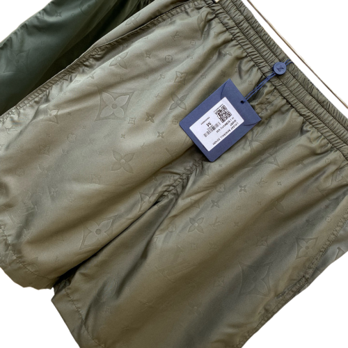 LOUIS VUITTON PANTALONCINO VERDE