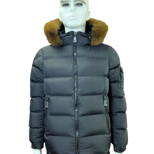 MONCLER GIACCA COLORE NERO